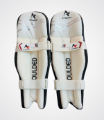 Wicket Keeping Moulded Pads for Adults - Image 2