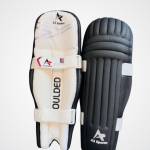 Wicket Keeping Moulded Pads for Juniors